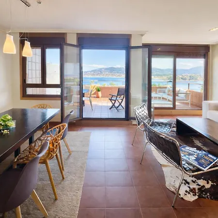 Holibai Baiona, Duplex Premium Con Vistas Al Mar アパート バイヨーナ